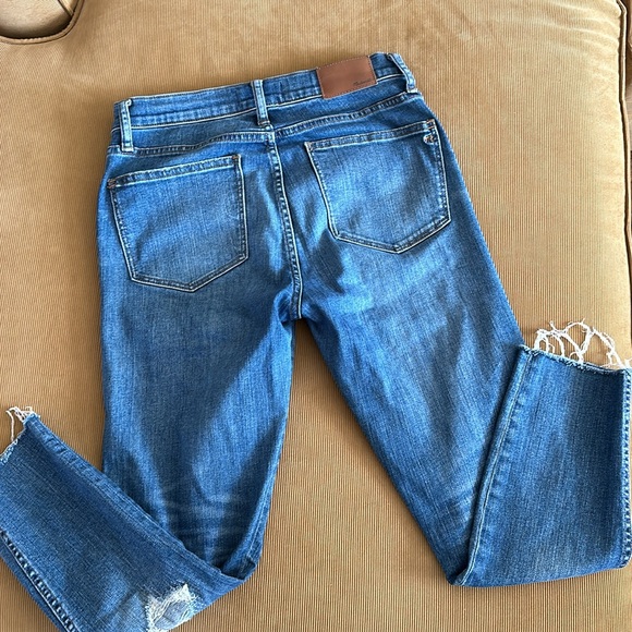 Women’s Madewell Distressed Skinny Ankle Jeans - Picture 6 of 10